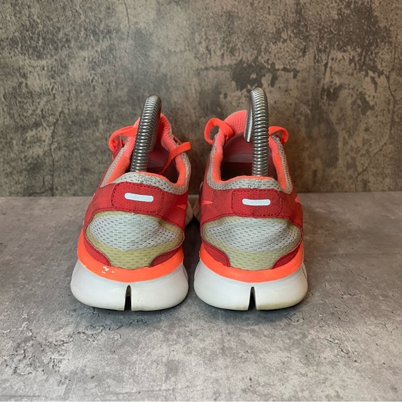 Nike Free Run Running Shoes Womens sz 7.5 - red/orange/greyNike - Picture 4 of 9